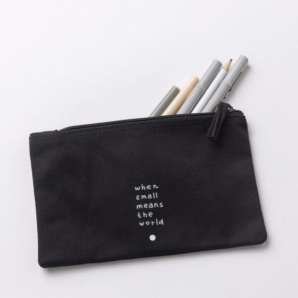 Kinddot pencil case • The World • UŽSIDĖK TAŠKĄ - Image 2